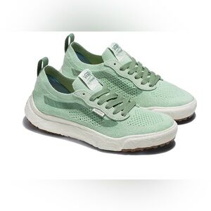 Vans Ultrarange VR3 Cush Athletic Shoes Spray Mint Knitted